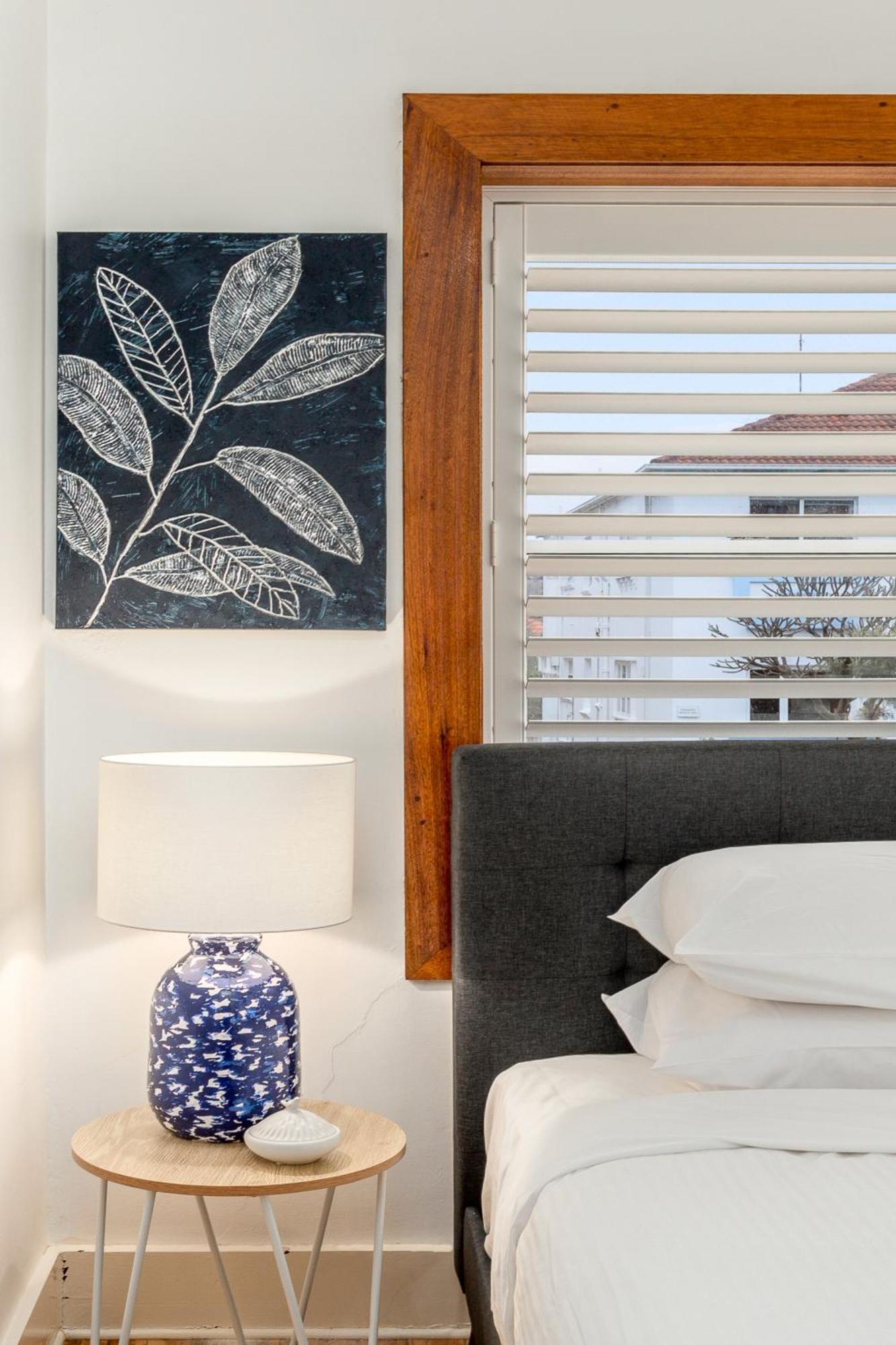 Apartment Beachside Living In Modern 2 Bedroom Sydney