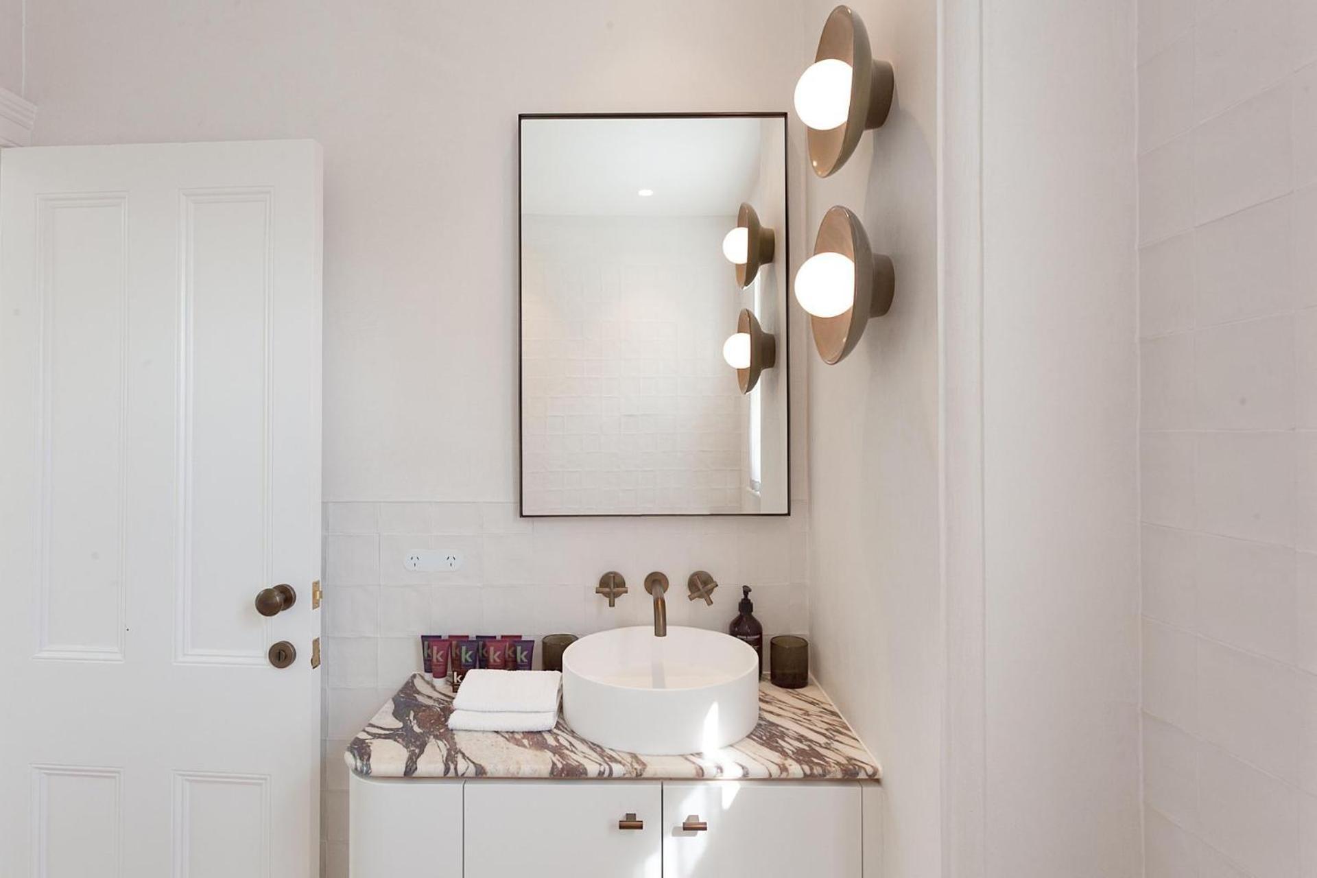 The Timeless Modern Glebe Holiday home