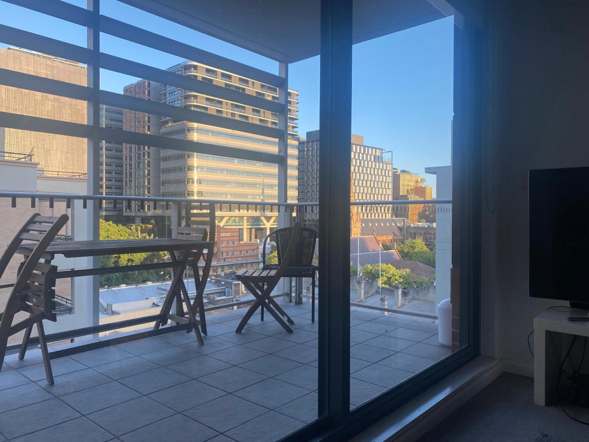 Apartment Broadways