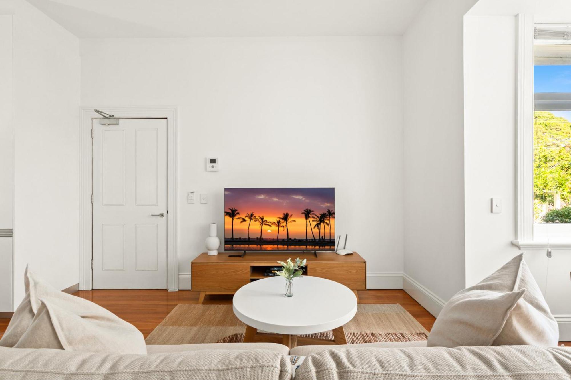 Inner-west In A Perfect Location Apartment Sydney