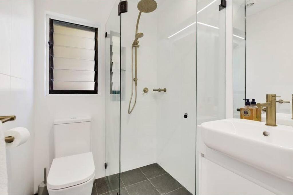 Chic Large 4 Bedroom Barangaroo The Rocks Apartment *