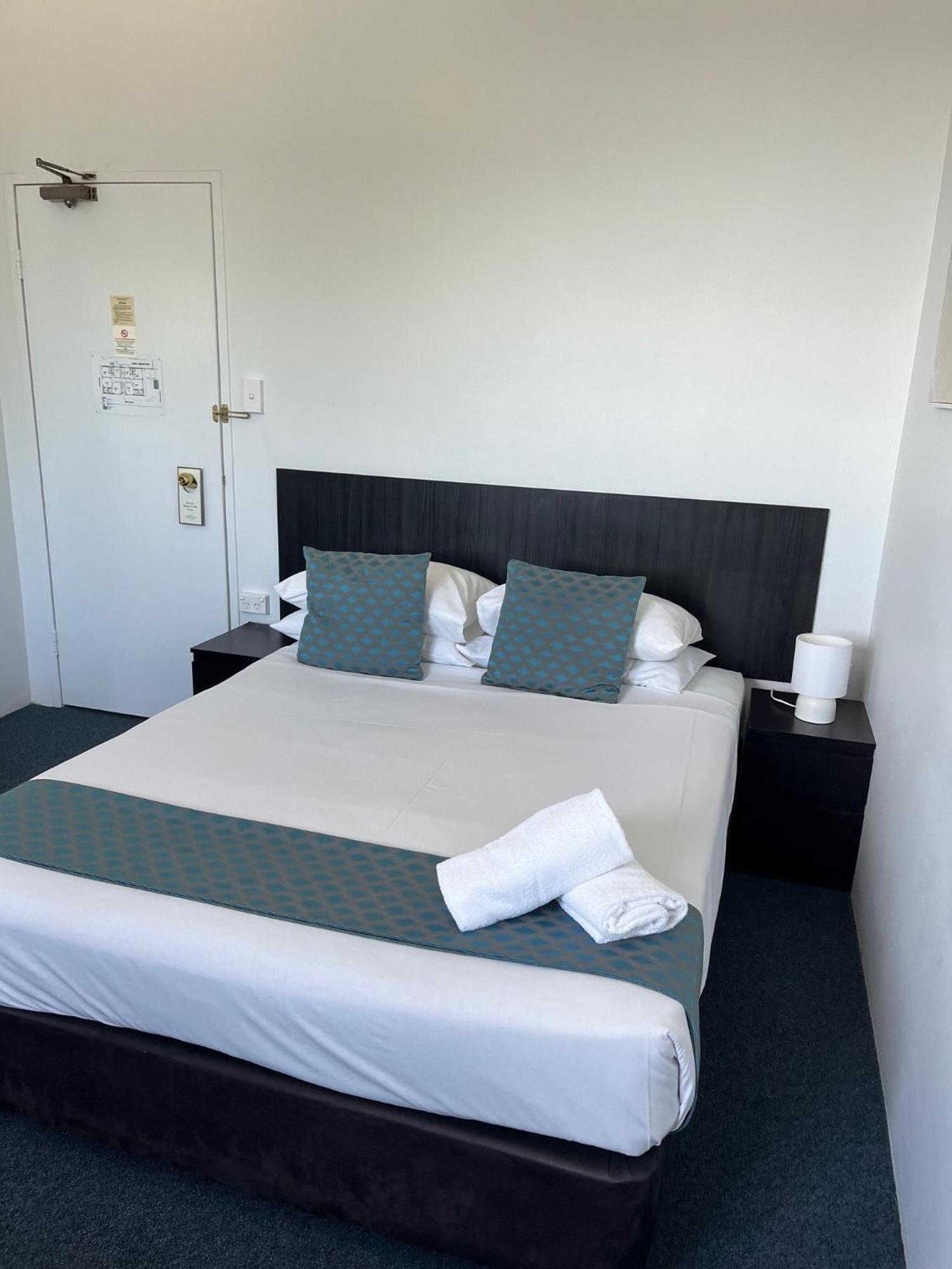 Greenwich 4*
