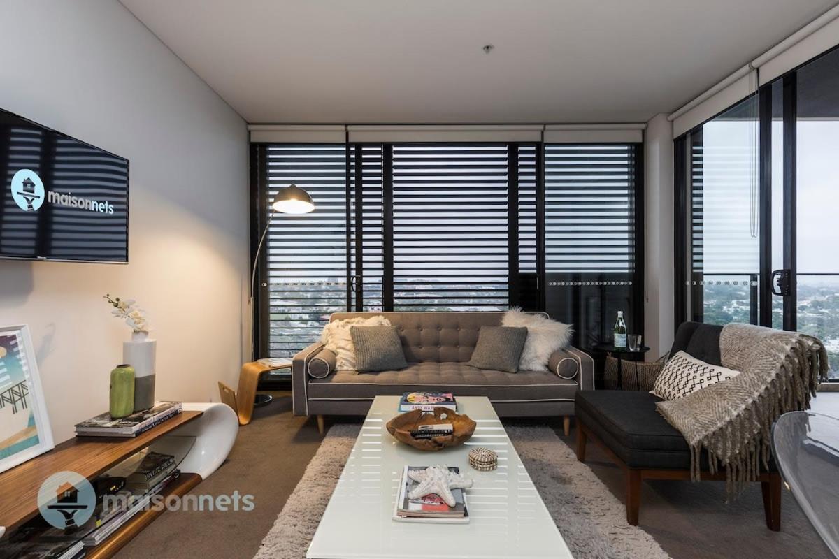 Redfern One Bedroom With Views * Sydney