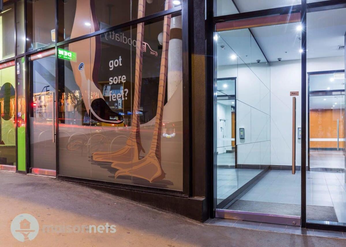 Redfern One Bedroom With Views