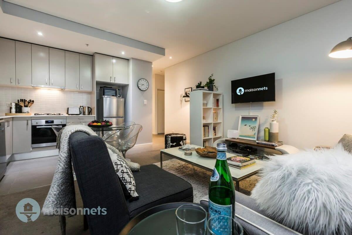 Redfern One Bedroom With Views Apartment