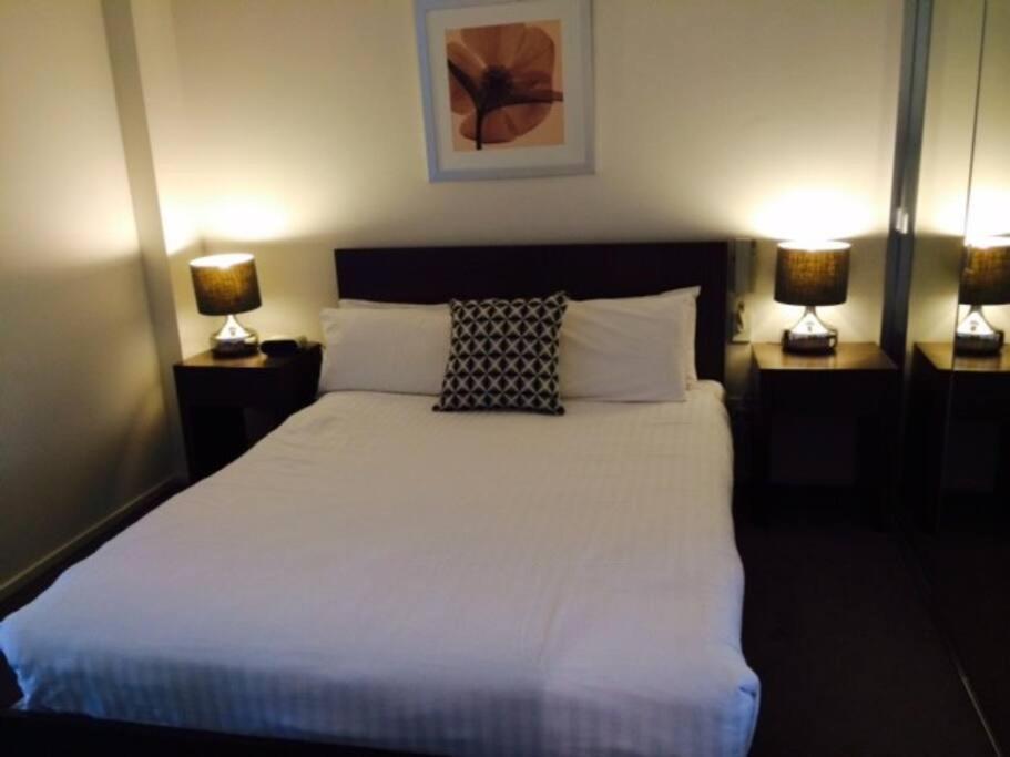 Perfectly Located Crows Nest C404 Apartment Sydney