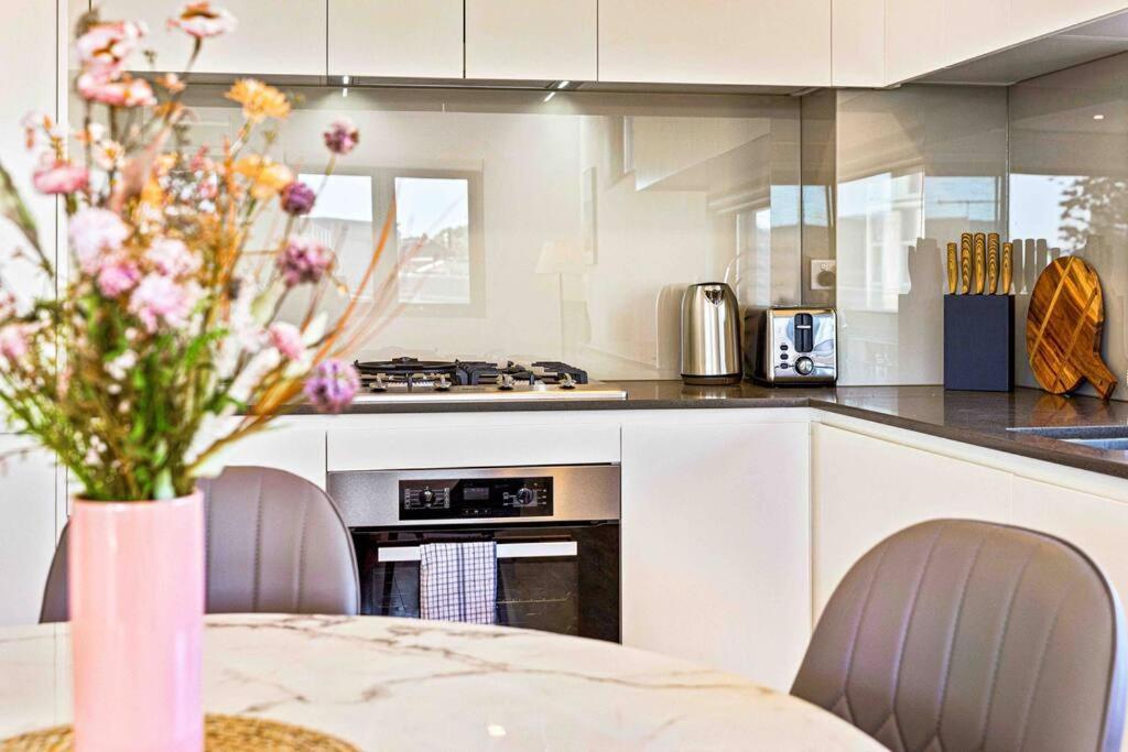 Centre Of Newtown 1 Bed