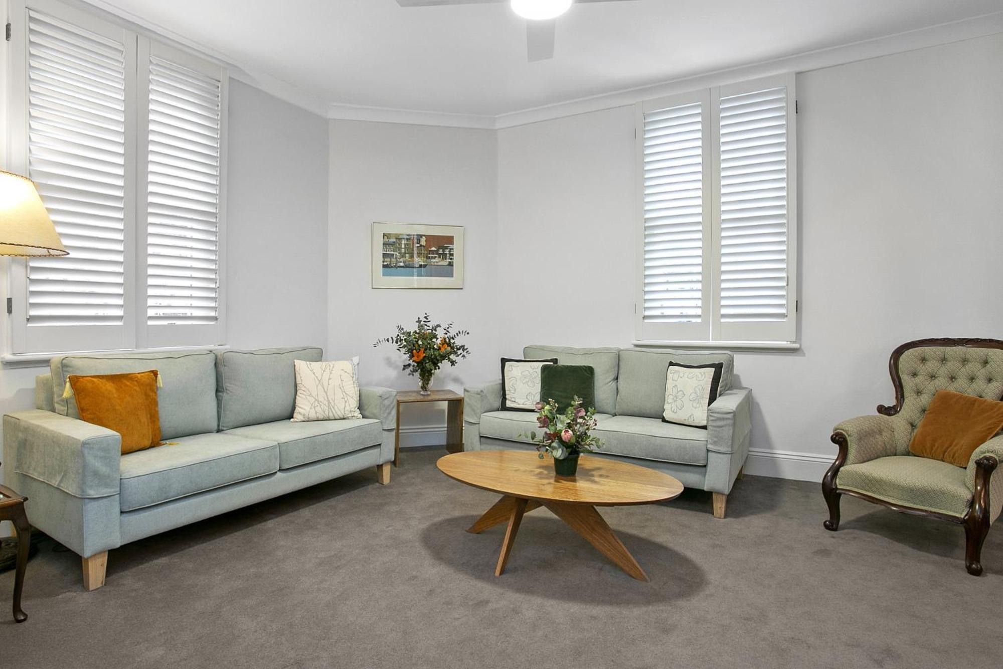 Family Terrace Close To Oxford Street And Cbd Sydney