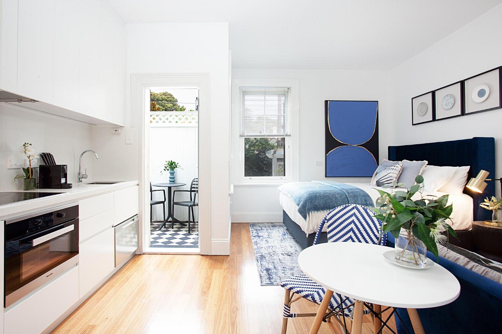 Bright And Beautiful In Quiet Neighbourhood * Sydney
