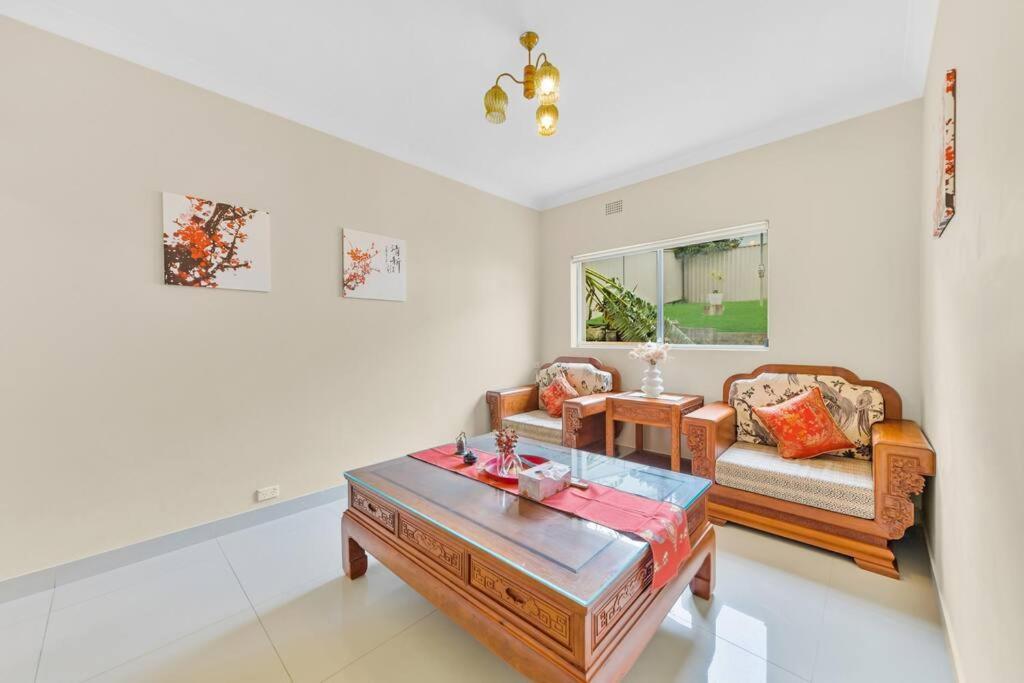 Holiday home Water View House In Putney Sydney