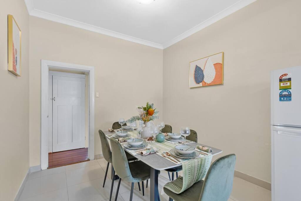 Holiday home Water View House In Putney