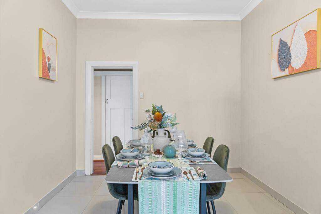 Holiday home Water View House In Putney