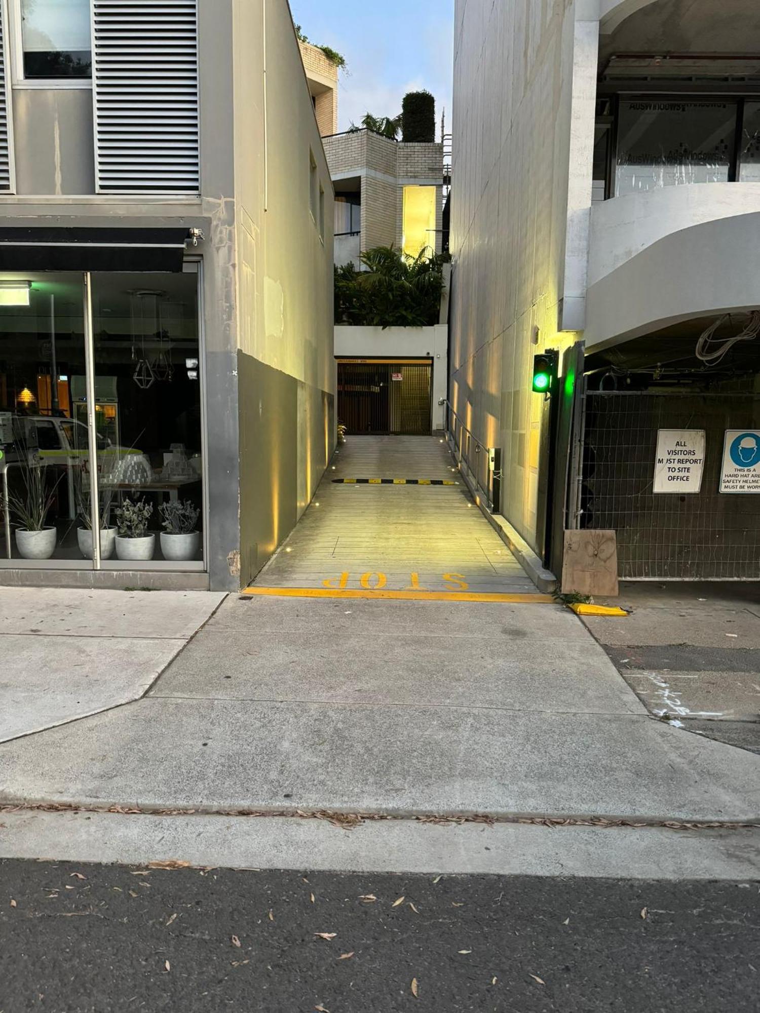 Modern Ocean View 1 Bdr Parking Balcony Ac Sydney