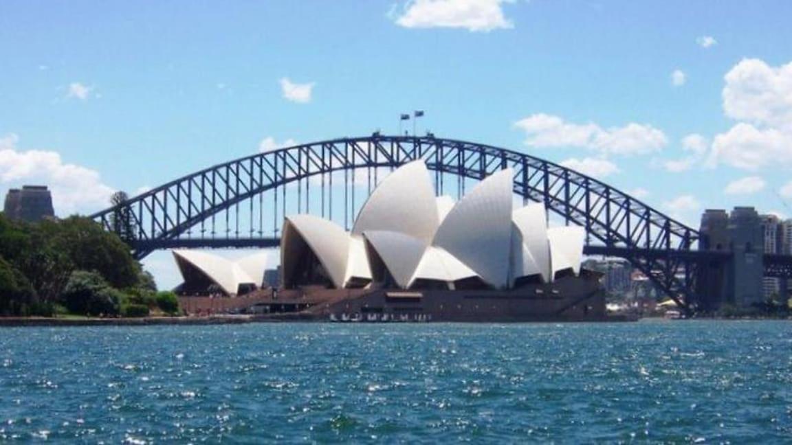 Luxe Single - Ac - Next To Station - Nearby Hot Spots - Shared Bathroom Sydney