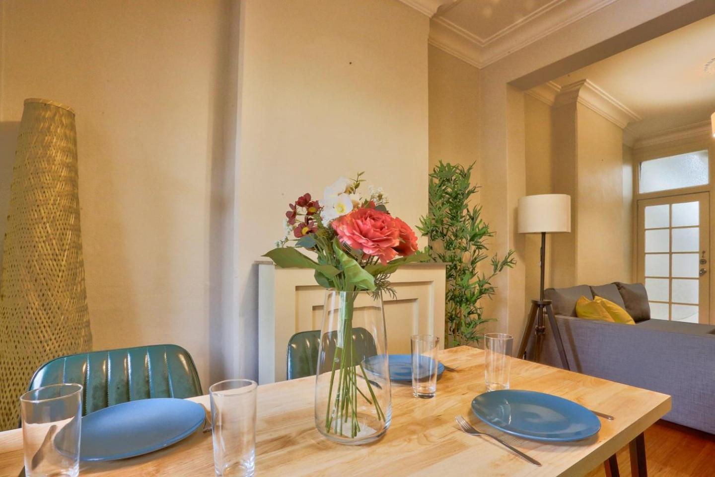 Awesome 2 Bedroom House Surry Hills Holiday home