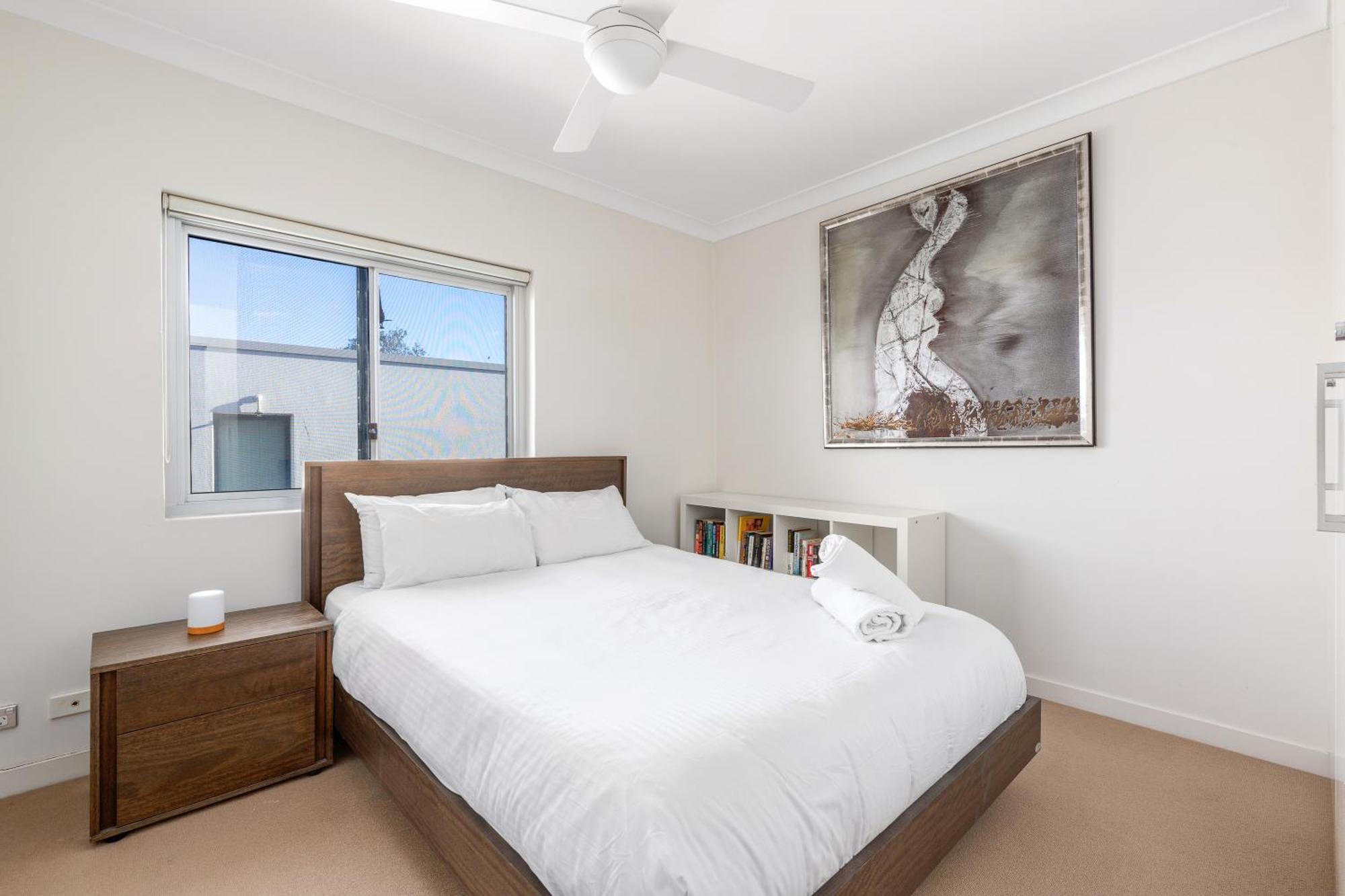 Beachfront Luxury 3 Beds With Ocean View Balcony Sydney