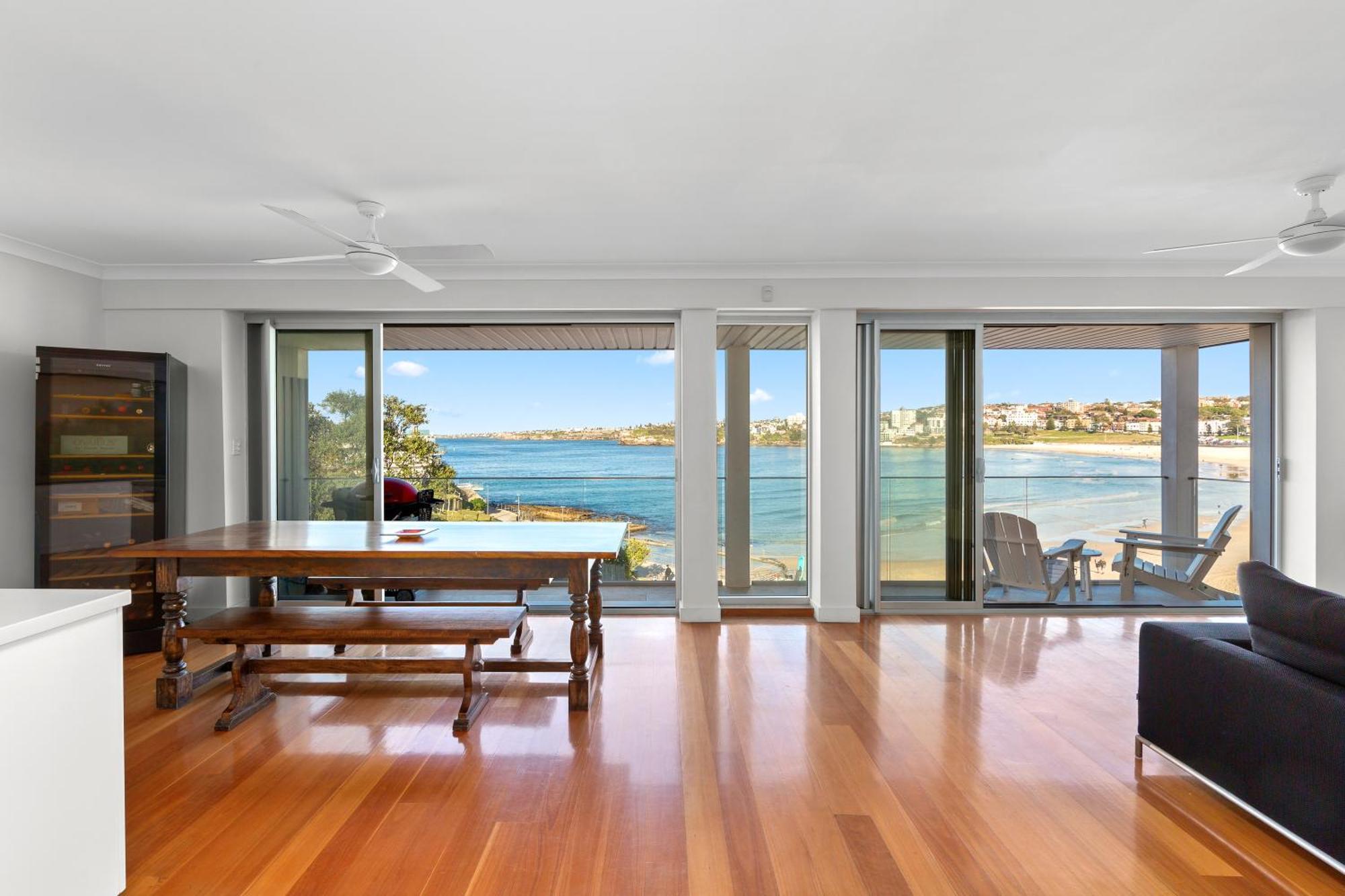 Apartment Beachfront Luxury 3 Beds With Ocean View Balcony Sydney