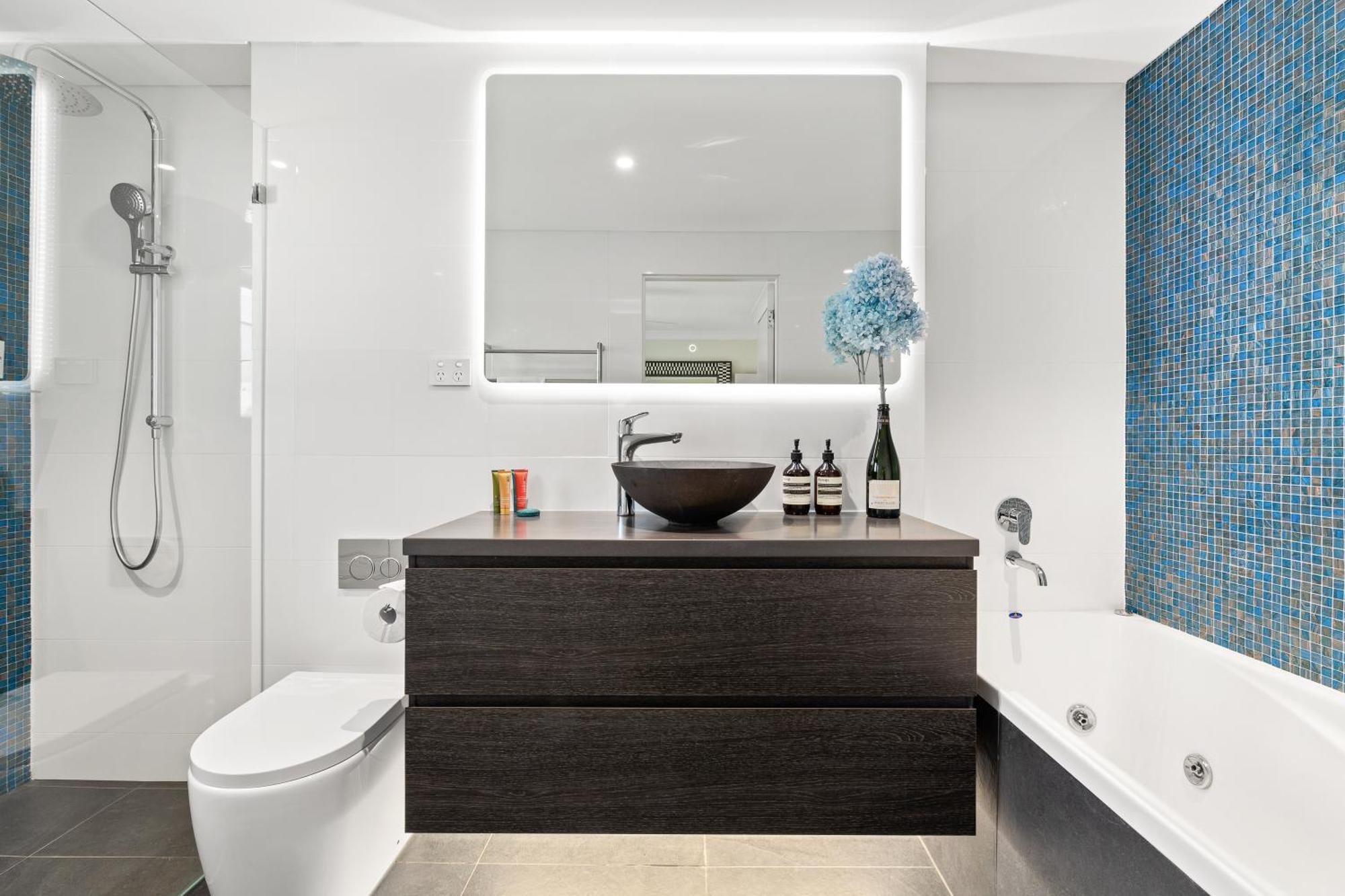 Beachfront Luxury 3 Beds With Ocean View Balcony * Sydney