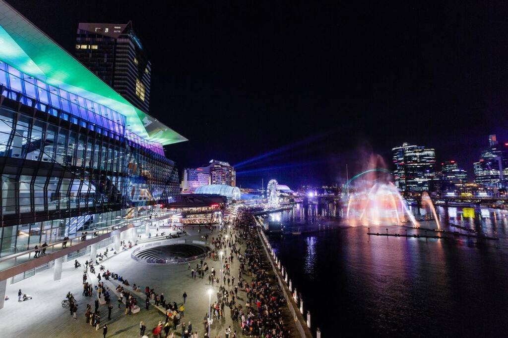 Chic Modern Oasis - Steps From Darling Harbour *