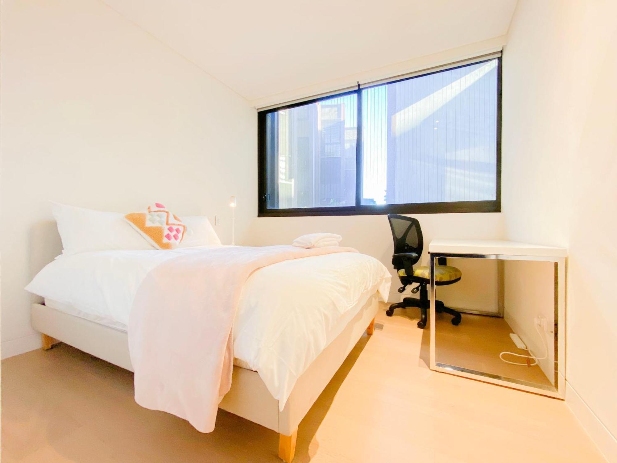 Pyrmont Air-con Homestay *