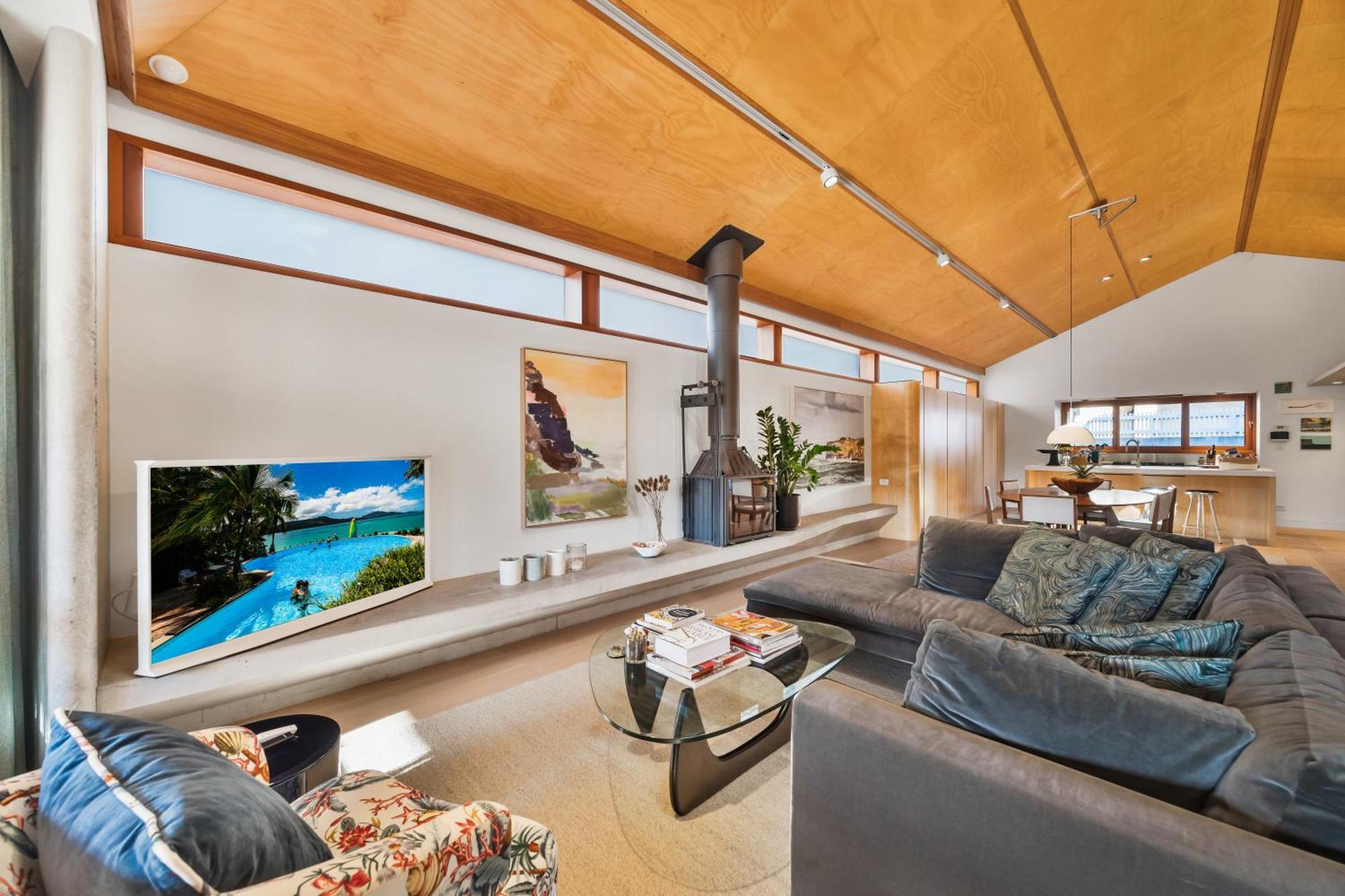 Stunning 3-br Architectural Gem Villa