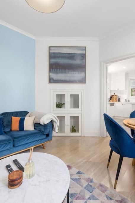 Apartment Vacation W Private Rooftop And Harbour View