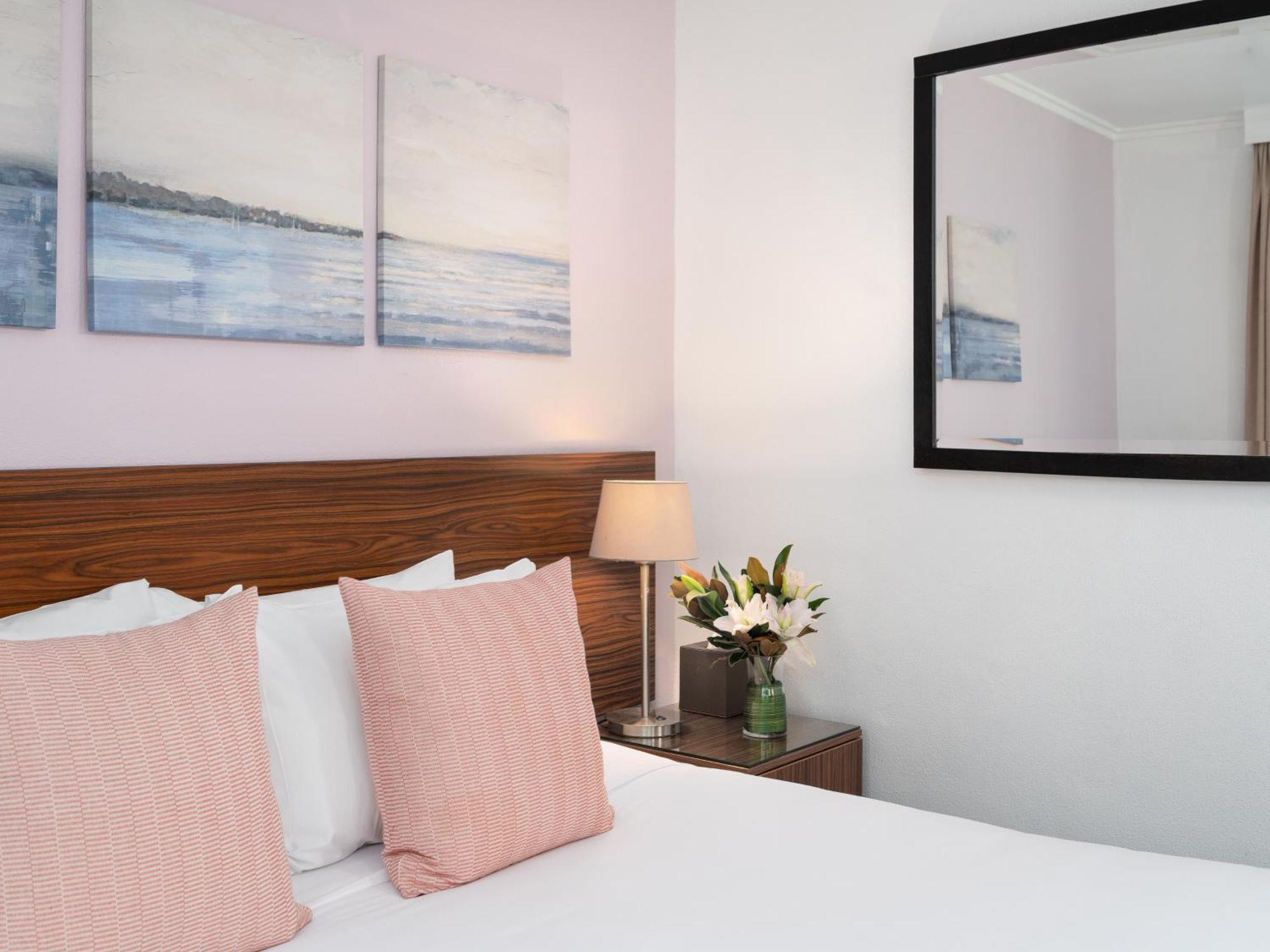 Park Regis Centre Hotel