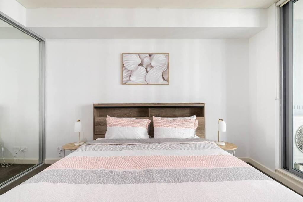 10m Lovely 2bedroom Abnb Near Airport & With Free Parking * Sydney