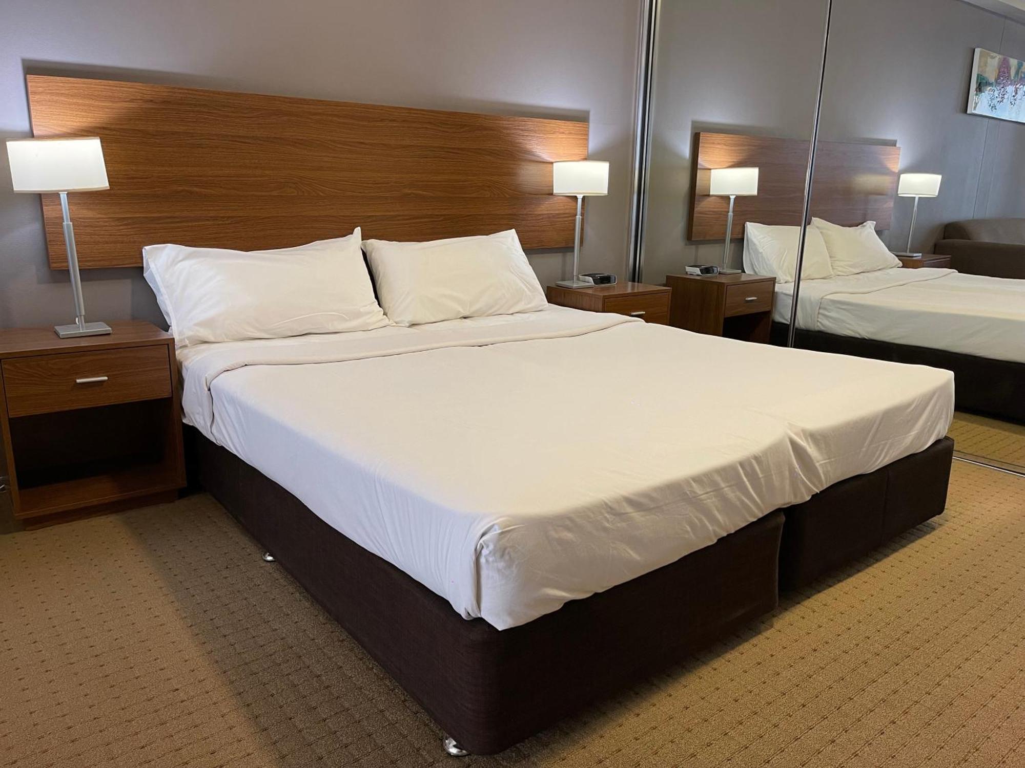 Apx Darling Harbour Aparthotel Sydney