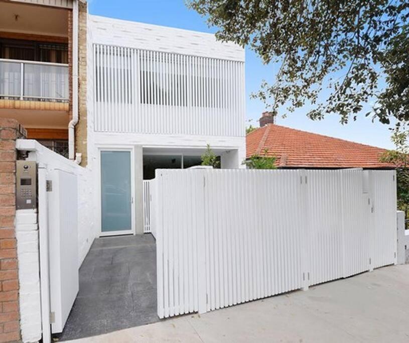 Spacious Bondi Getaway - Heart Of Bondi Sydney