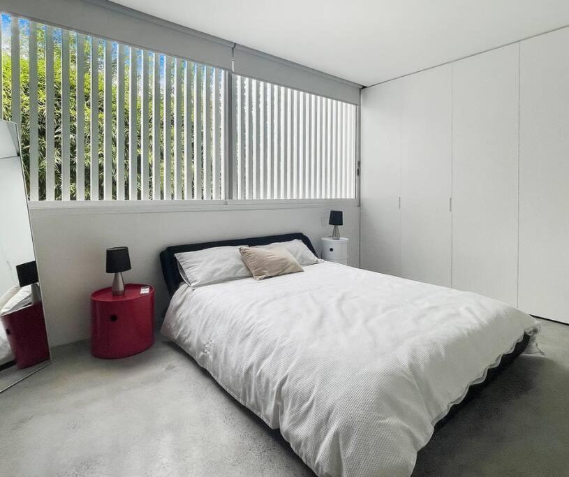 Spacious Bondi Getaway - Heart Of Bondi Holiday home Sydney