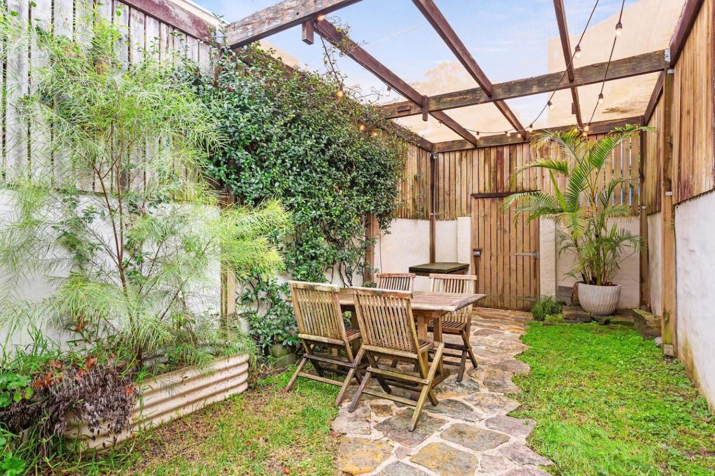 'the Buckland Terrace' Timeless Inner-city Treasure Holiday home *