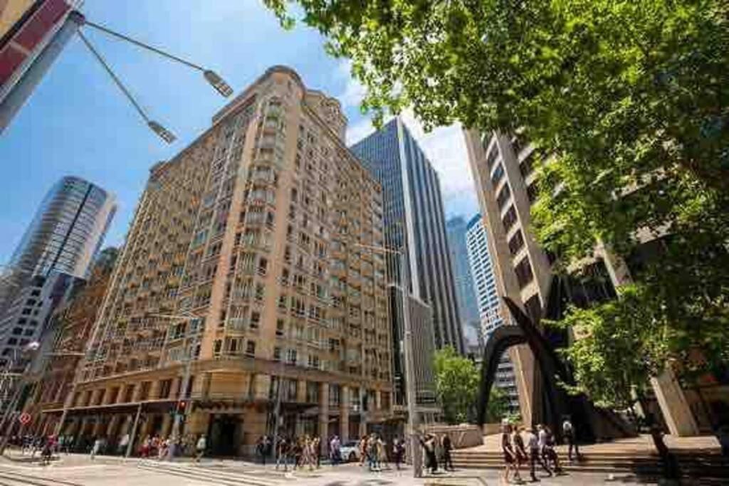 Circular Quay Style Perfect Locations Sleeps 4 Apartment Sydney