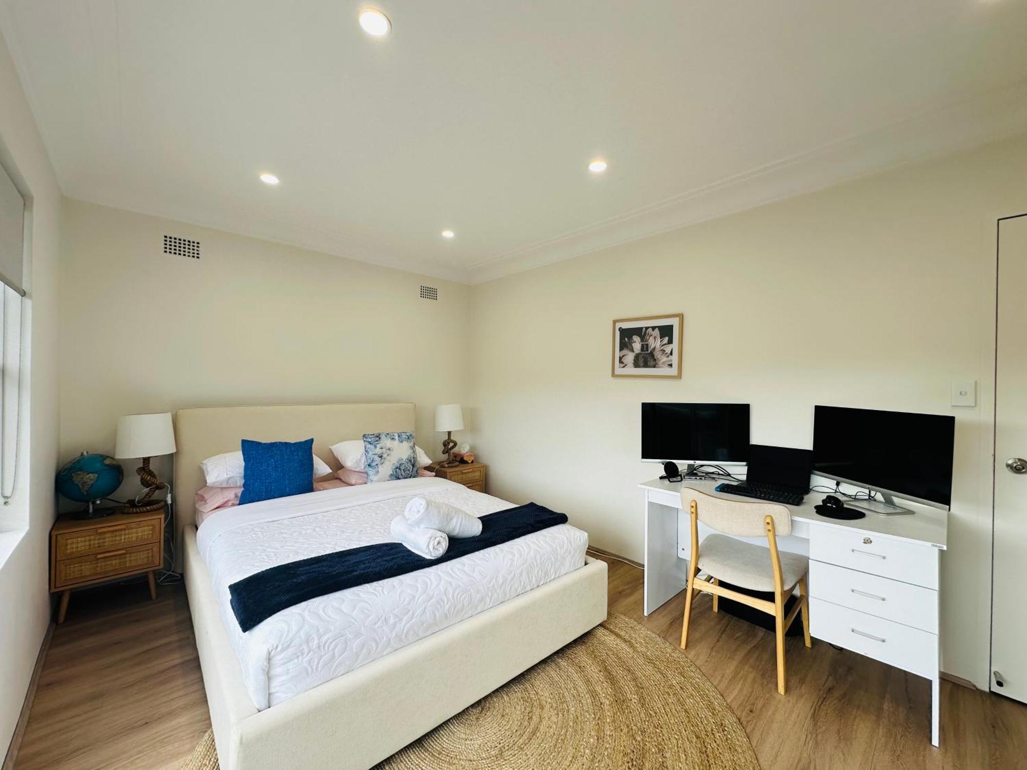 Coogee Sunrise Shared With Parking, Balcony & Work Desk Homestay *