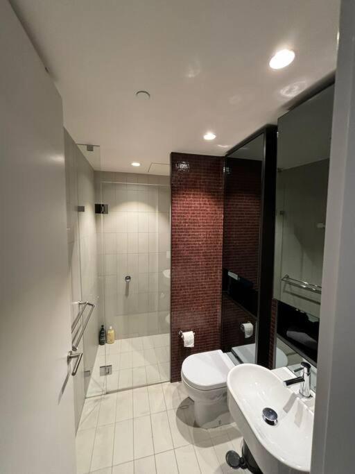 Accessible 2 Bedroom Centre Apartment Sydney