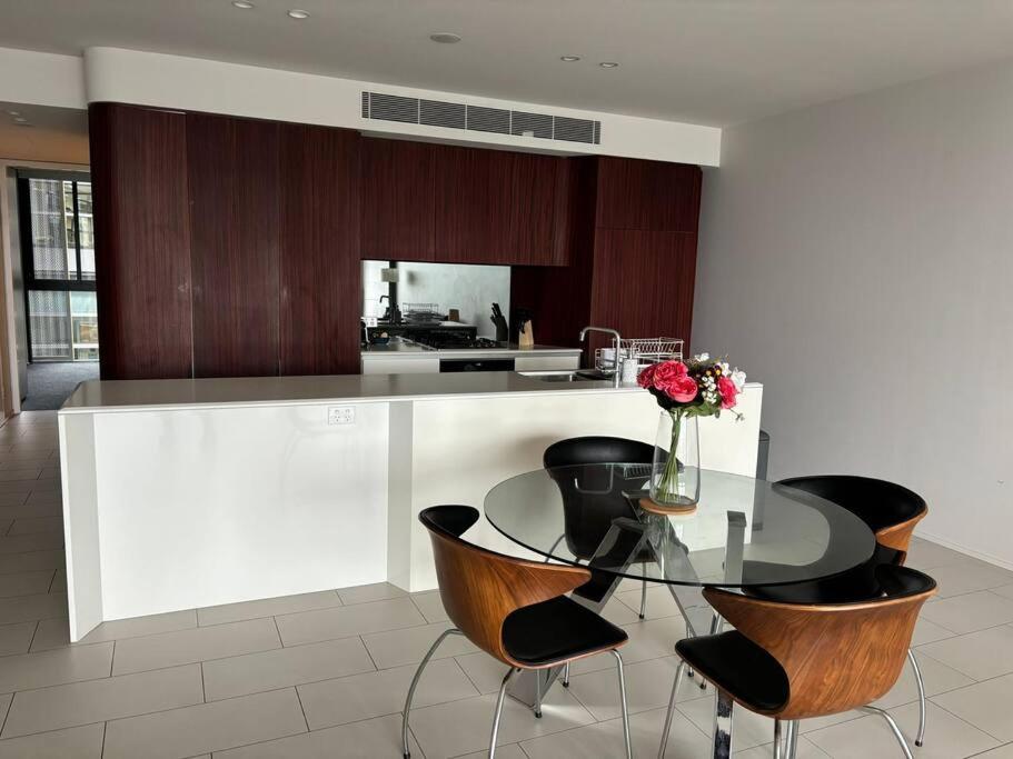 Apartment Accessible 2 Bedroom Centre Sydney