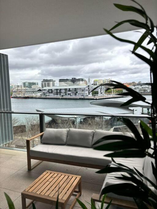 Accessible 2 Bedroom Centre * Sydney