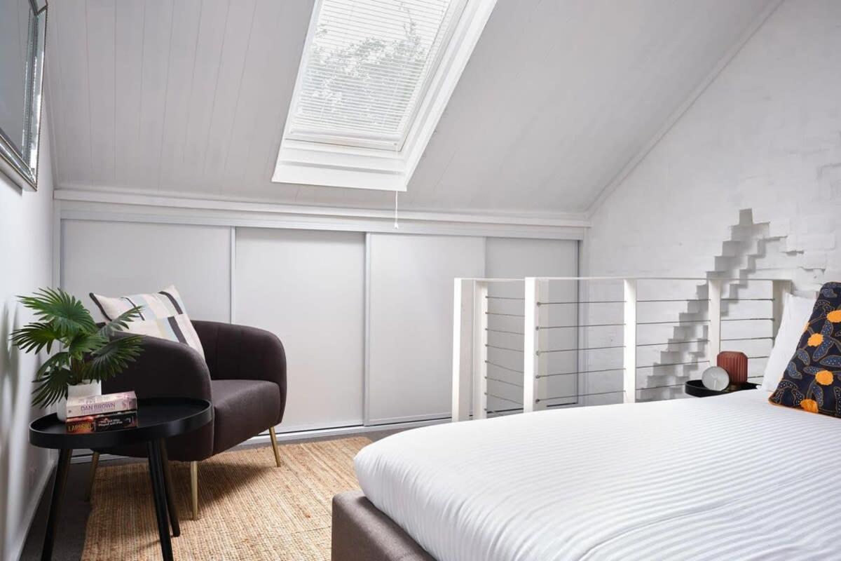 Redfern Classic Terrace - Parking And Balcony Holiday home Sydney