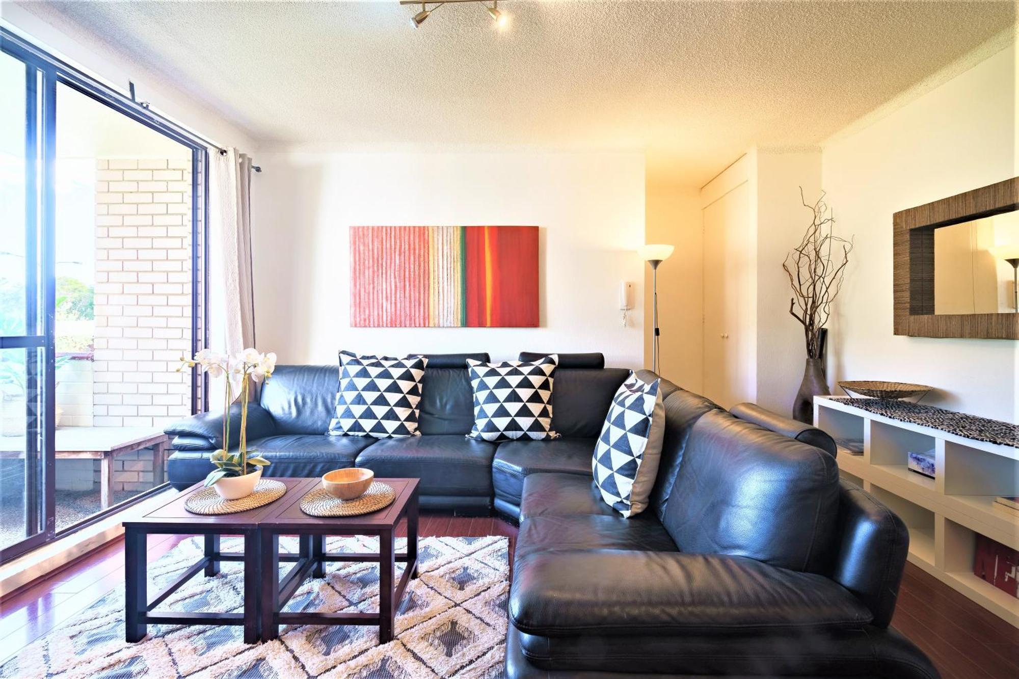Holidayrento Bondi Air Con, Parking And Pool Apartment
