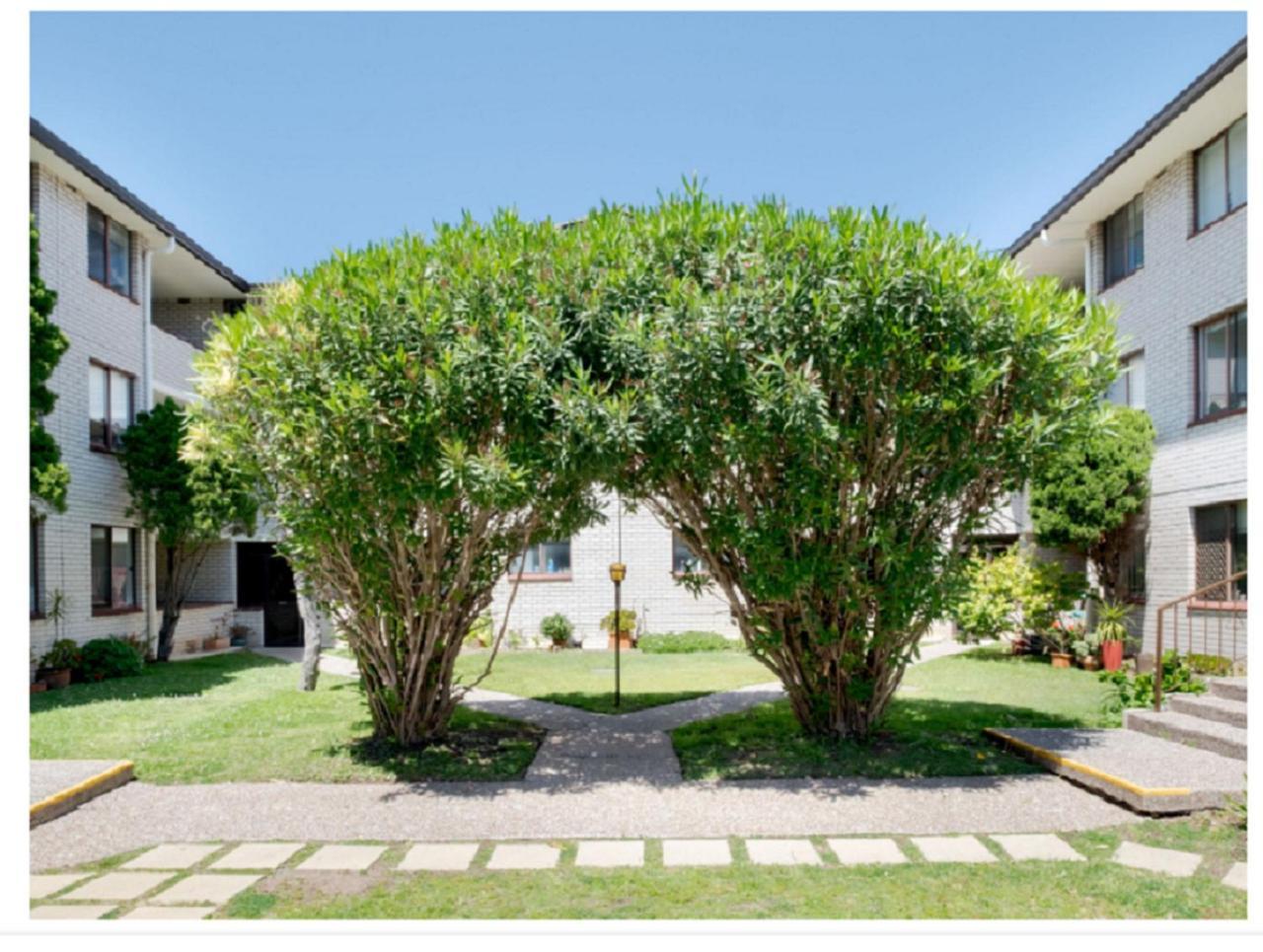 Holidayrento Bondi Air Con, Parking And Pool Apartment