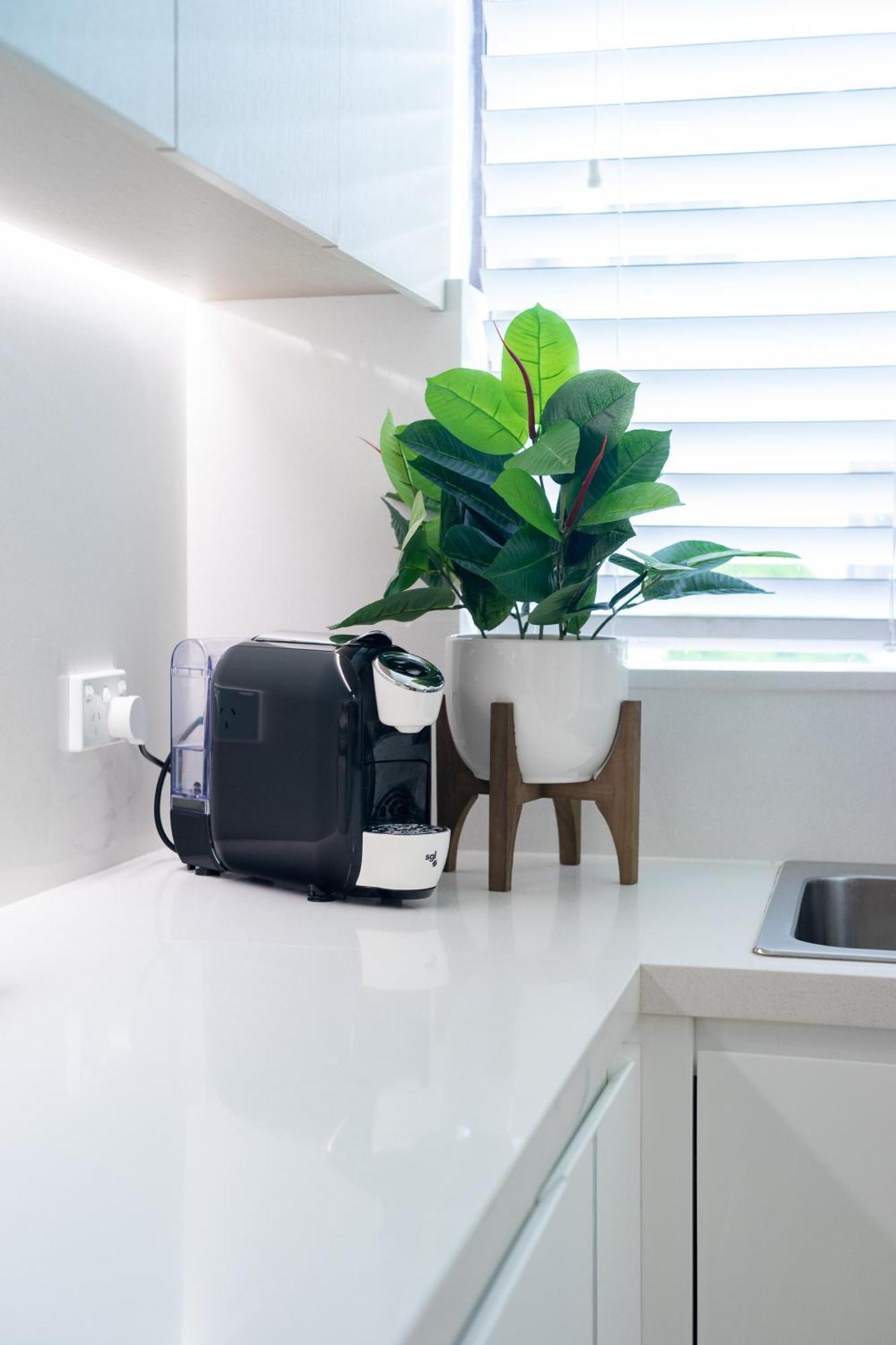 Holidayrento Bondi Air Con, Parking And Pool Apartment *