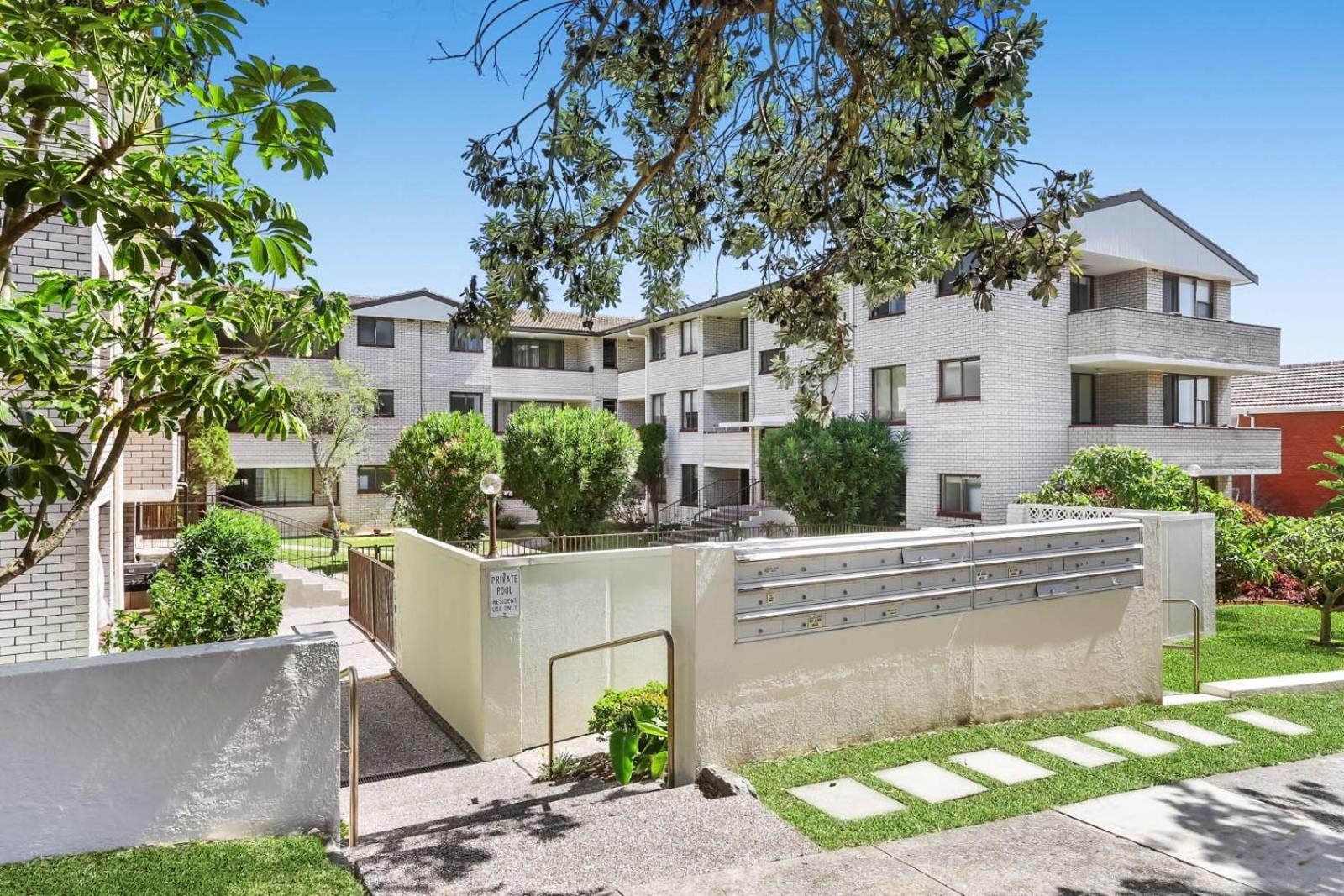 Holidayrento Bondi Air Con, Parking And Pool *