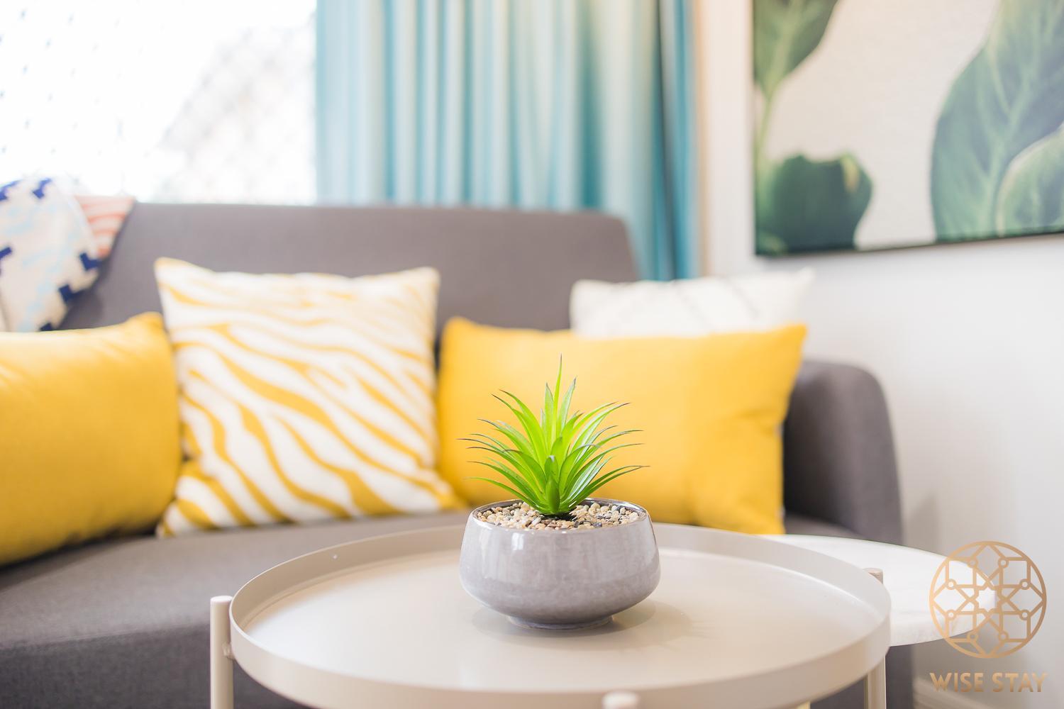 Hurstville 2br Granny Flat Near Shopping & Train Apartment *