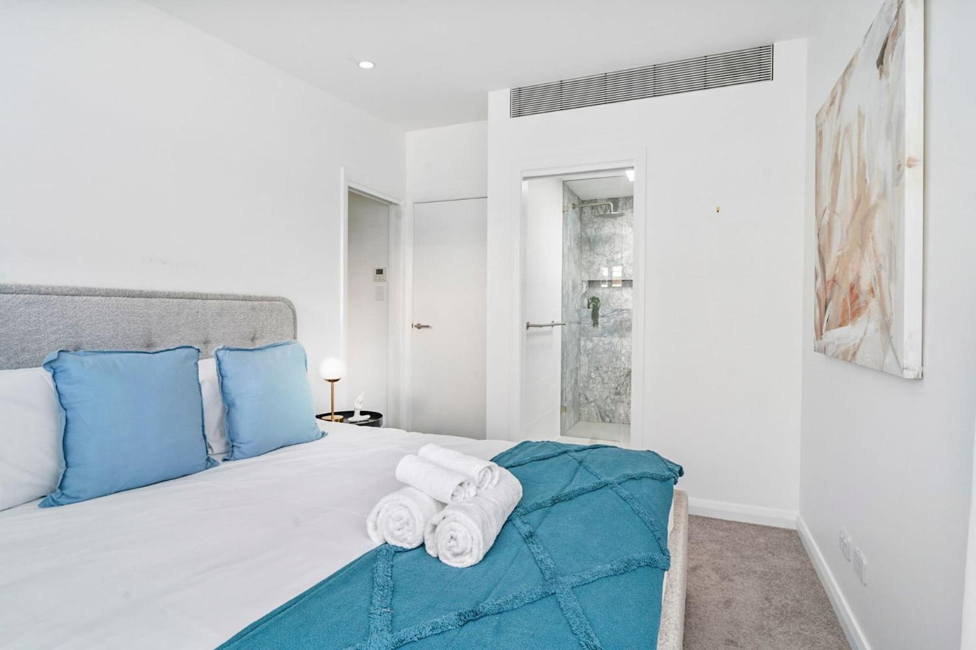 Apartment Tranquil Haven In Balmain Sydney
