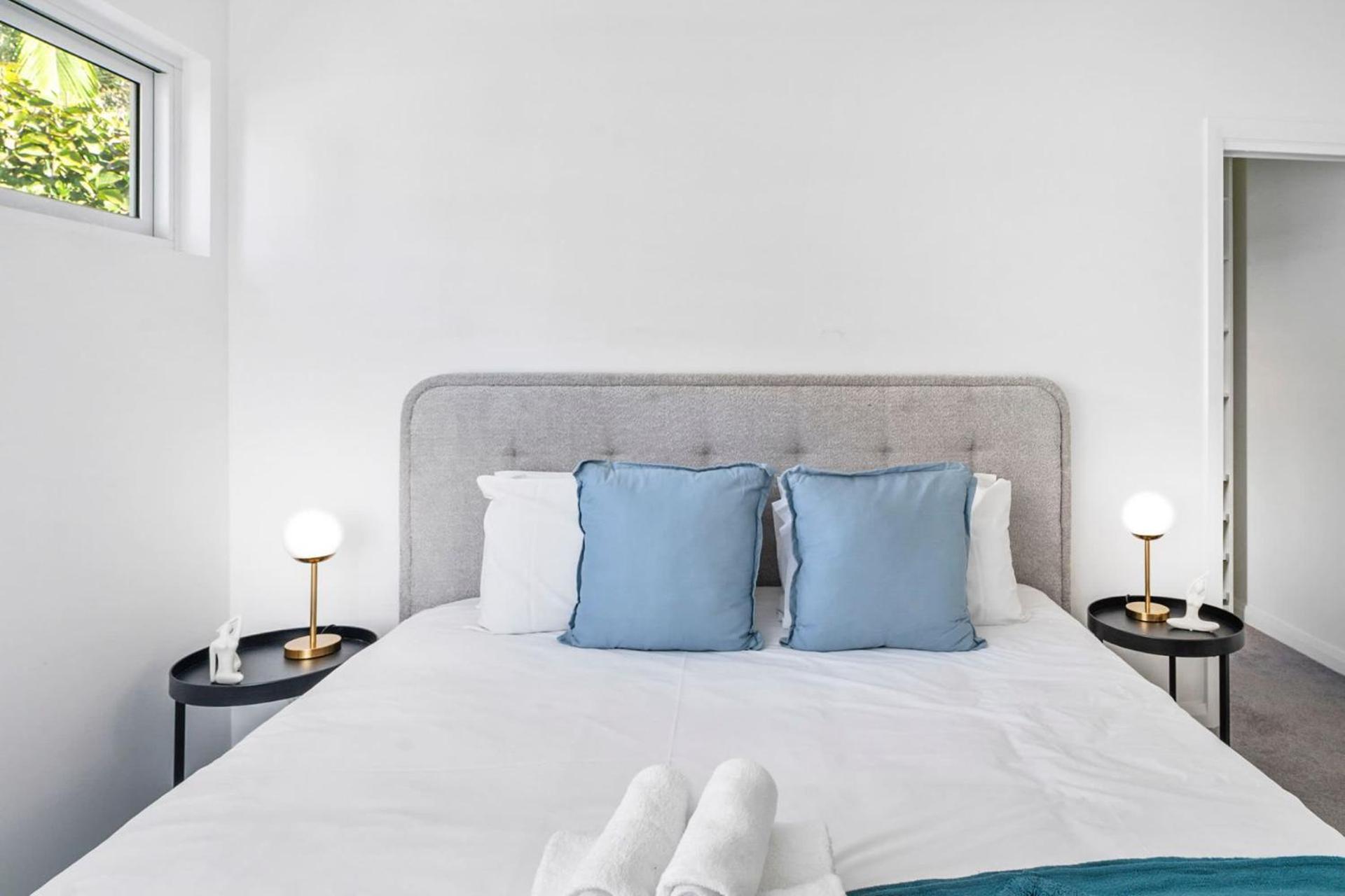 Tranquil Haven In Balmain Apartment *