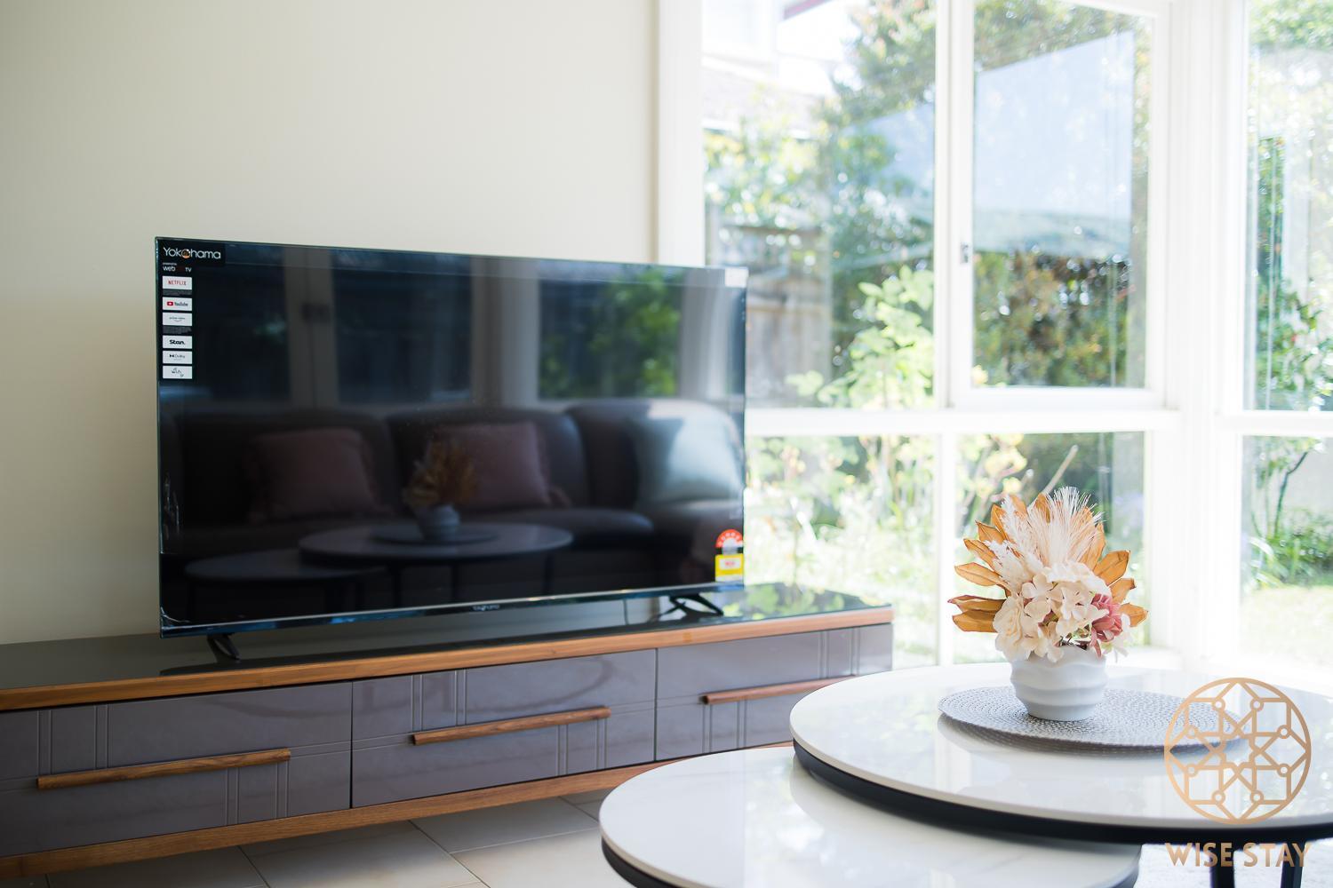 Greenwich Luxury Near Wharftraincbd Steps To Sea Holiday home *