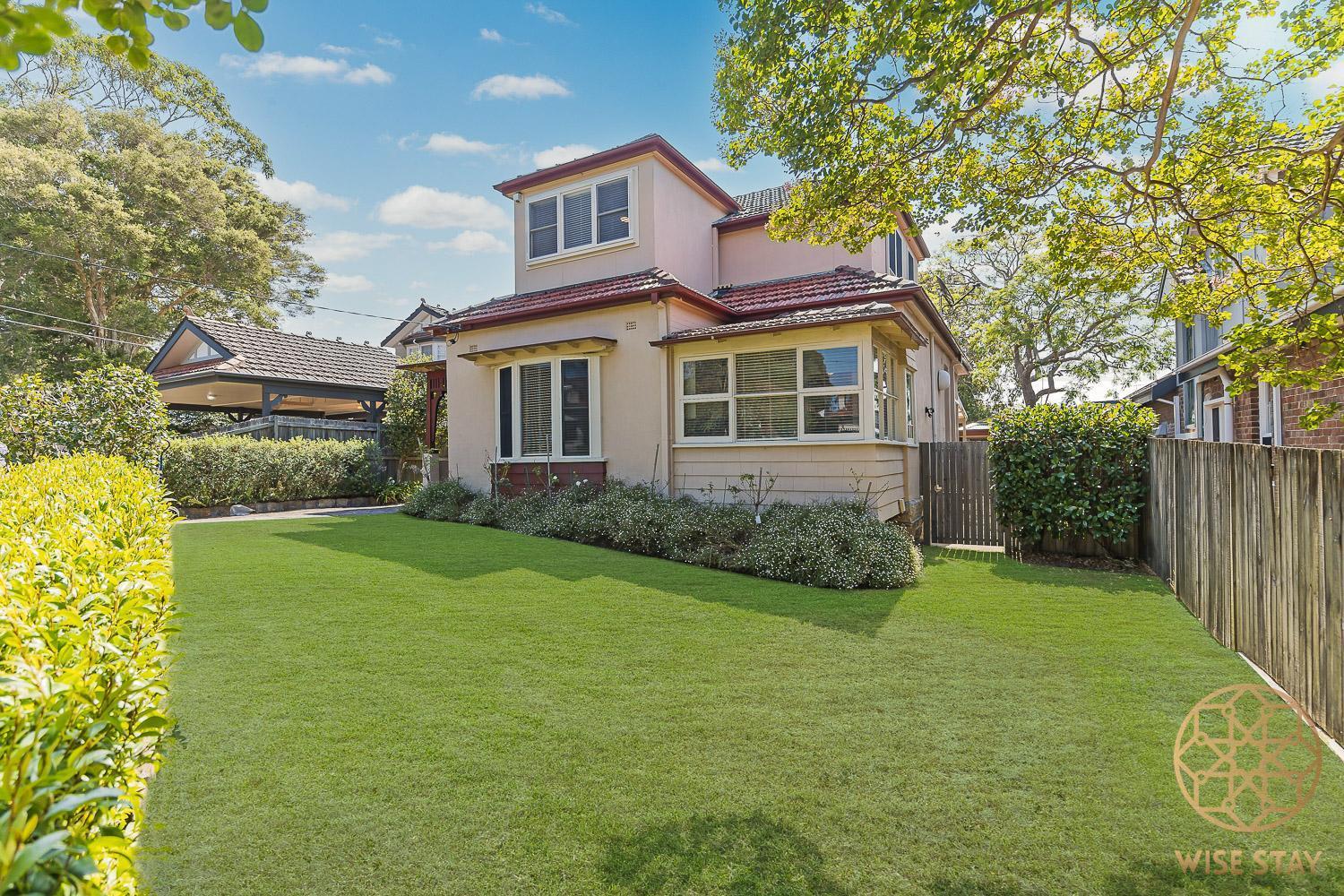 Greenwich Luxury Near Wharftraincbd Steps To Sea Holiday home Sydney