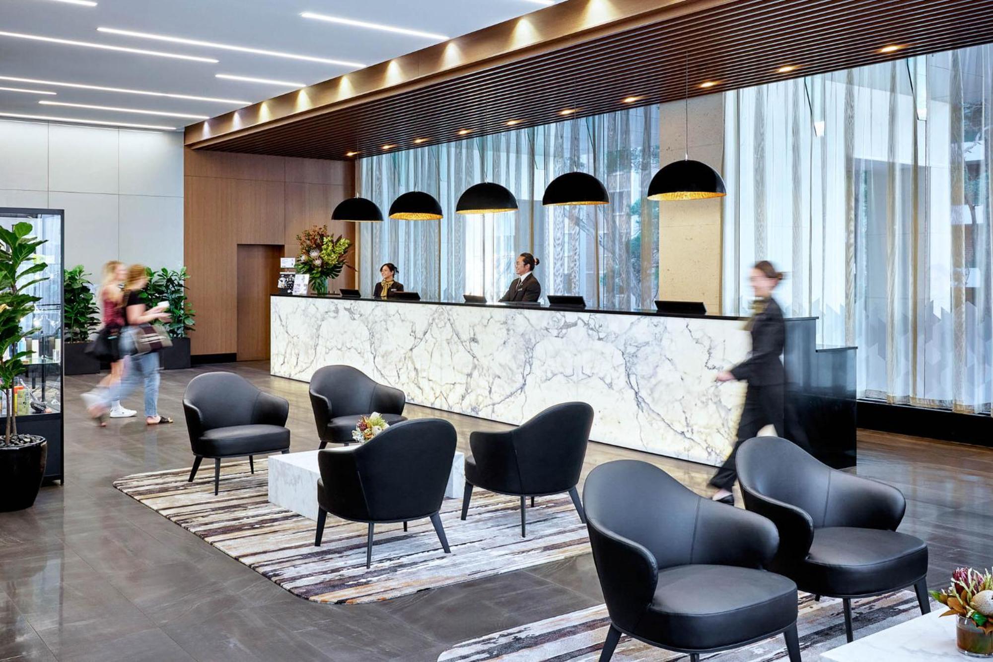 Hotel Meriton Chatswood