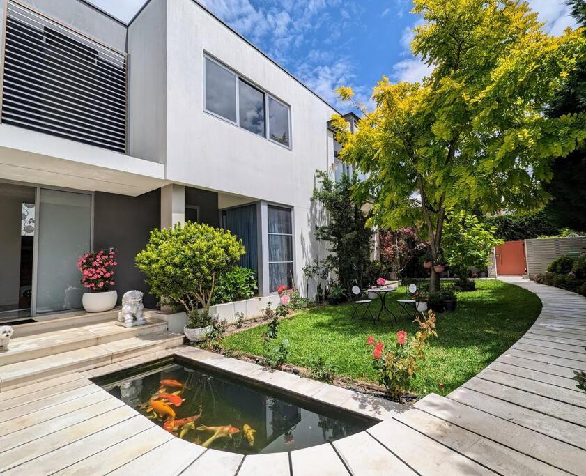 Waterfront Oasis ,panoramic Views, Infinity Pool * Sydney