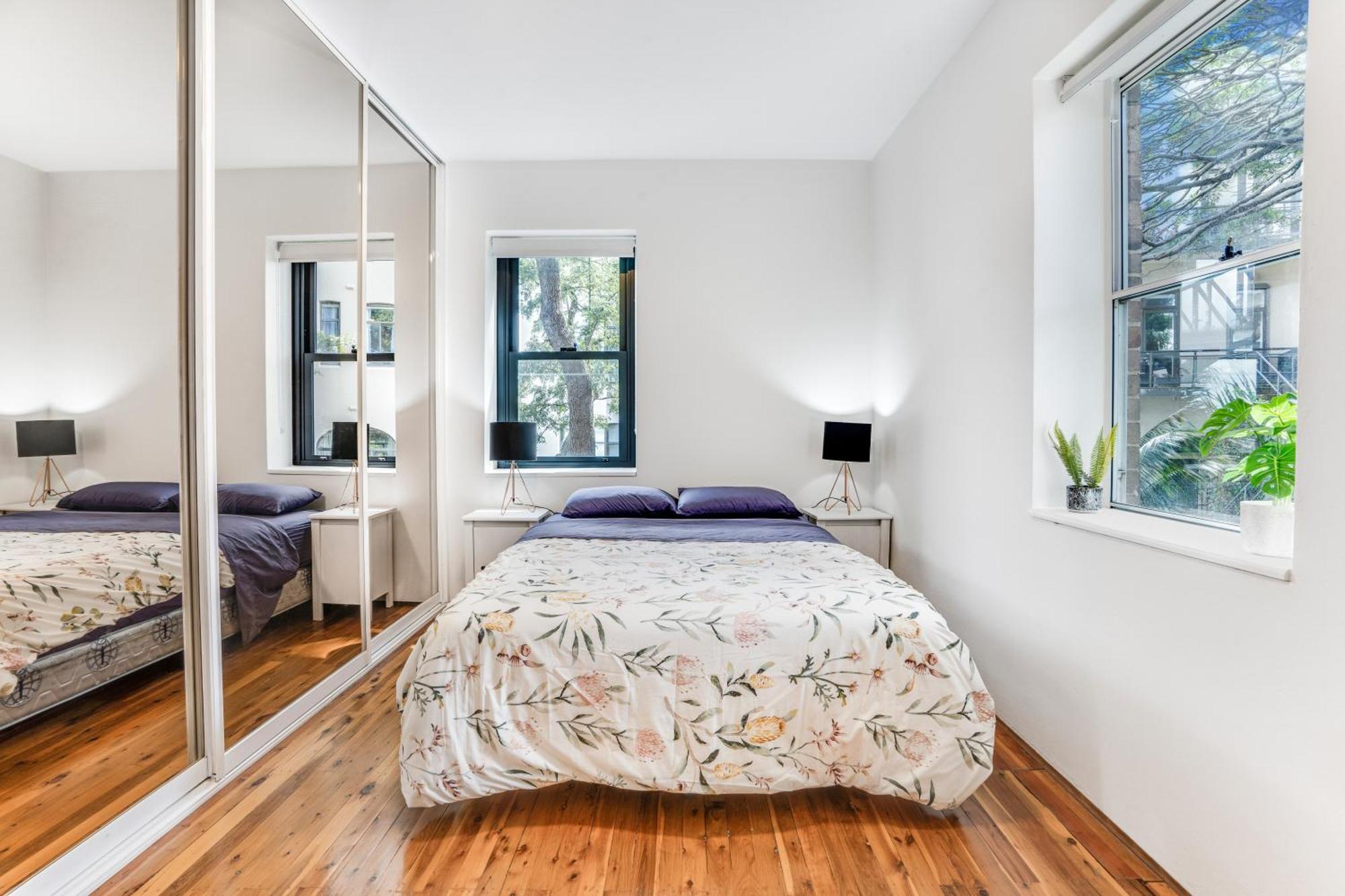 Iconic Harbour Views Apartment